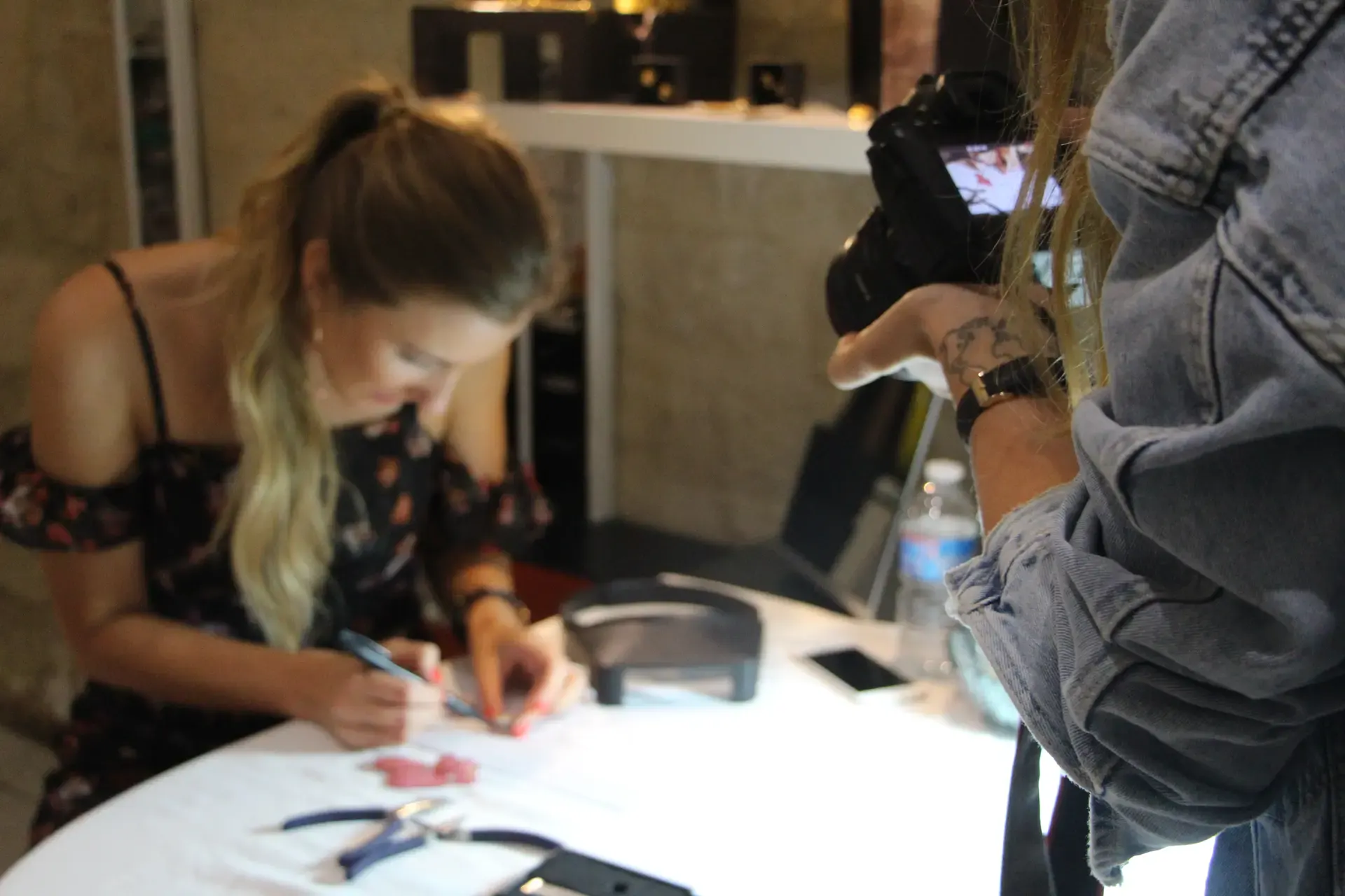 keeping_memories_copyright_just_art_paris