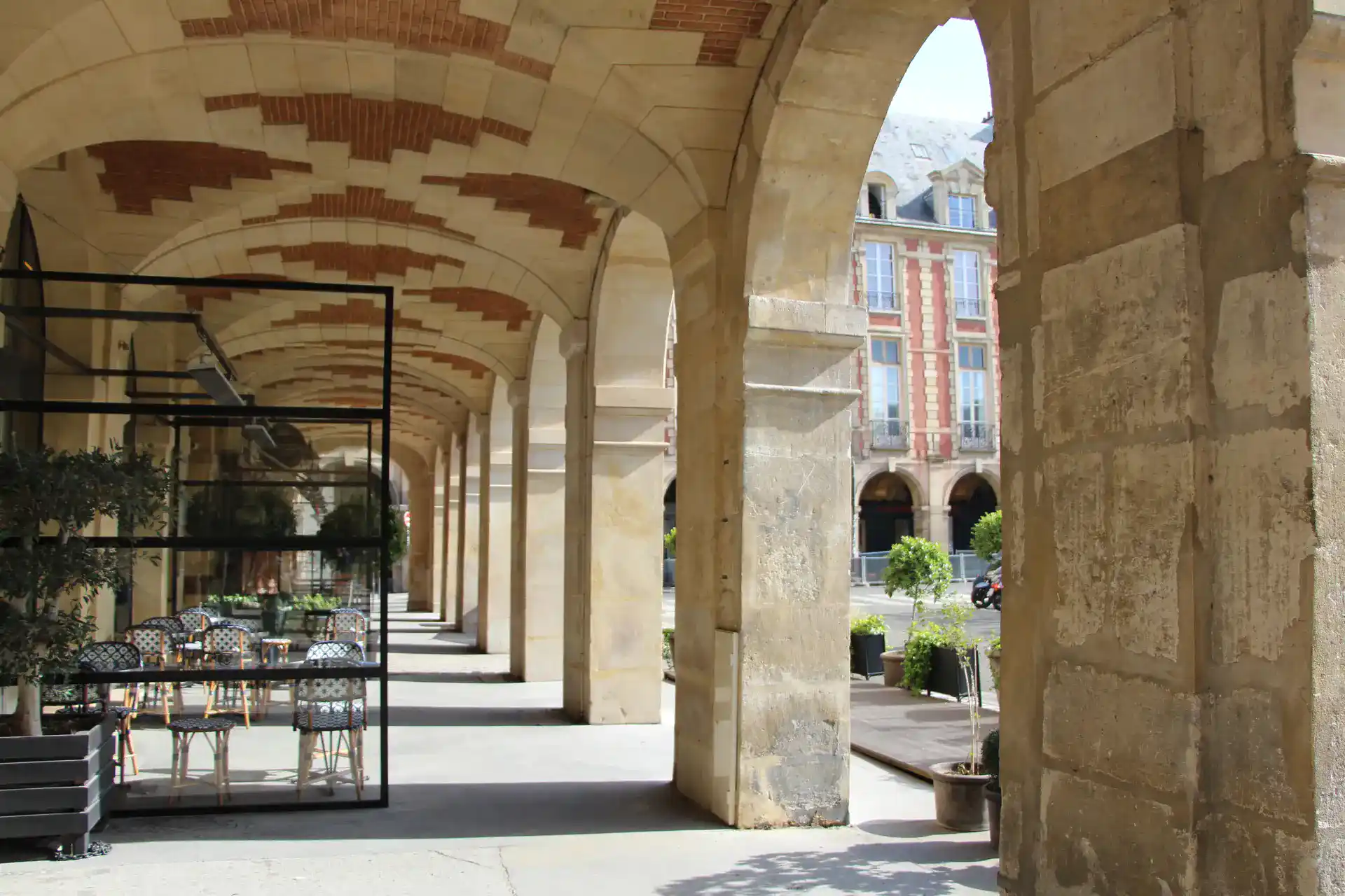 adresse atelier just art! paris le marais